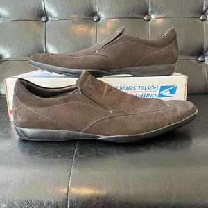 Tod’s Brown Suede Jazz Loafers